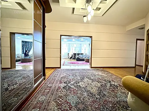 Satılır 4 otaqlı yeni tikili 178 m²