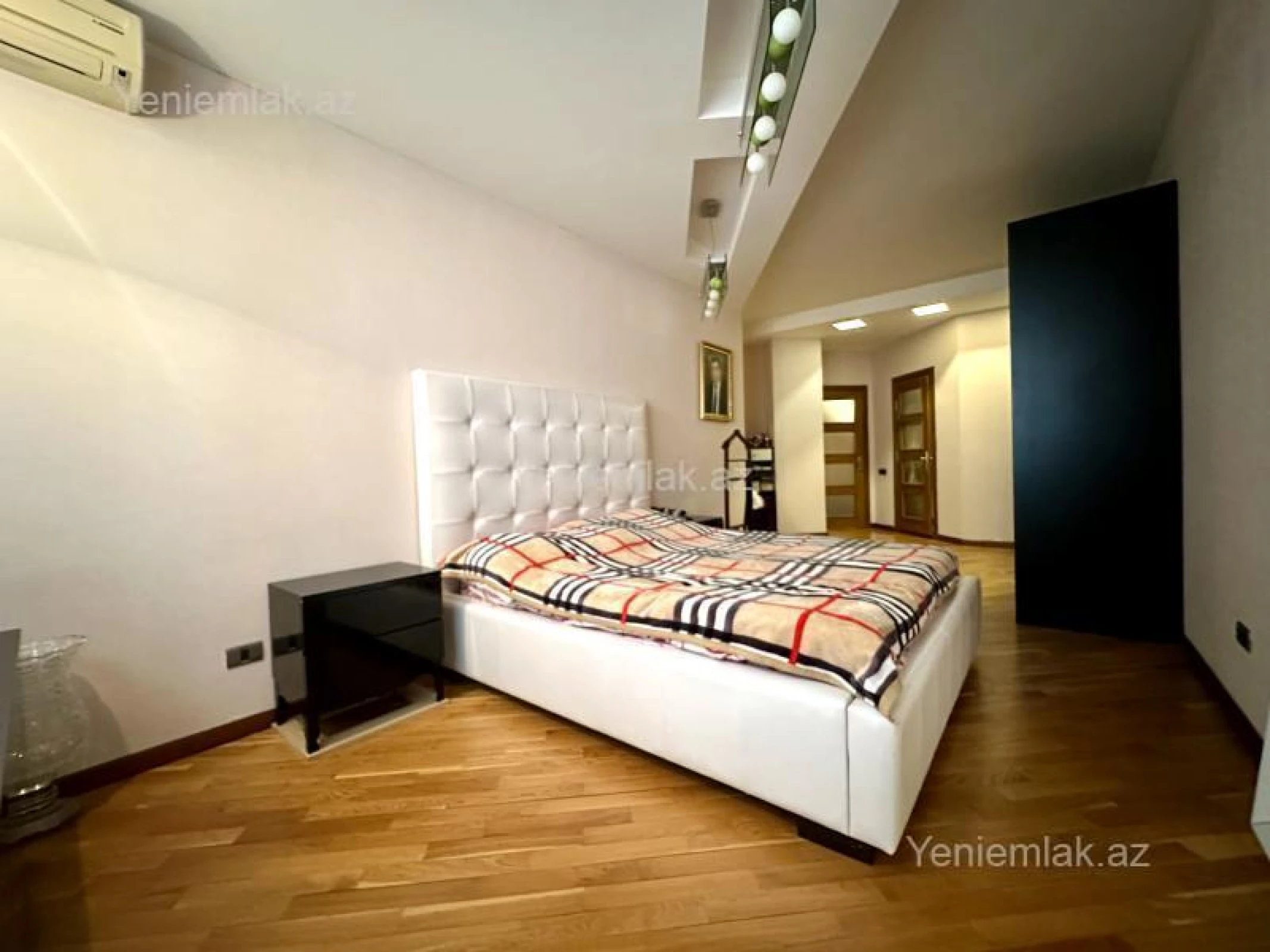 Satılır 4 otaqlı yeni tikili 178 m²