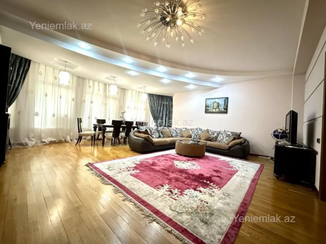 Satılır 4 otaqlı yeni tikili 178 m²