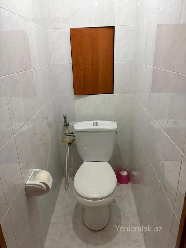 Satılır 2 otaqlı köhnə tikili 65 m²