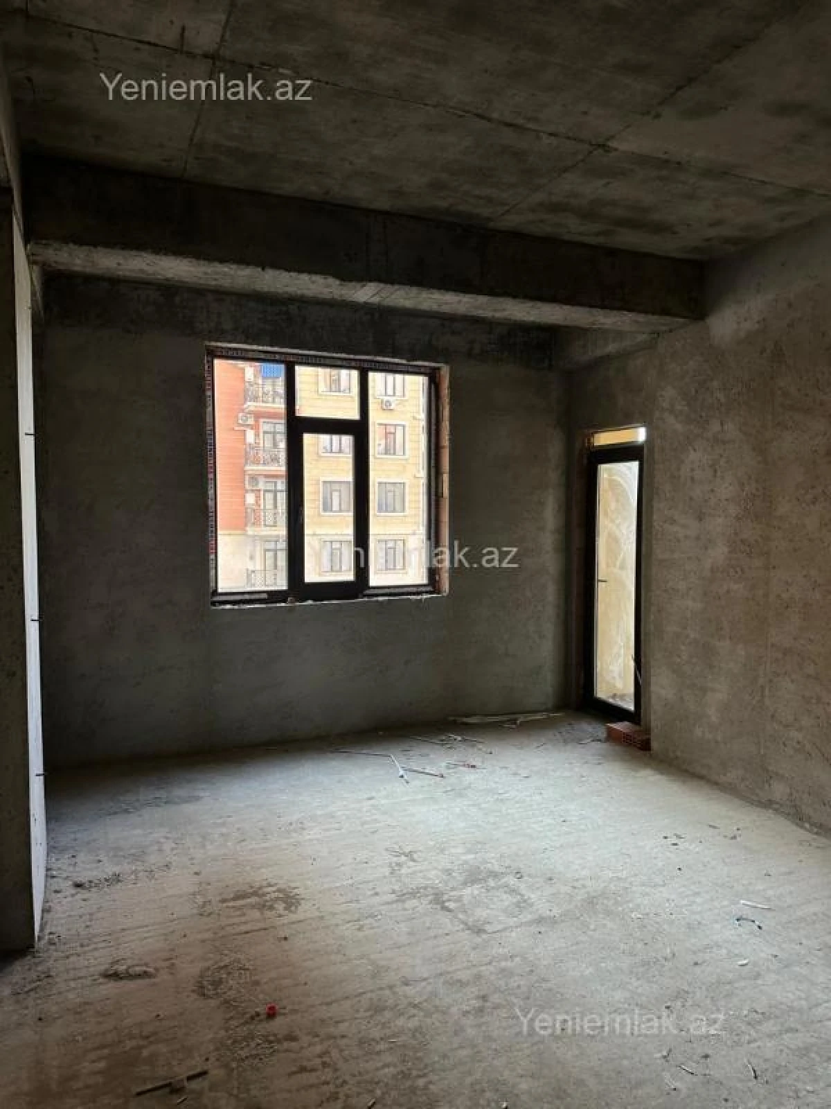 Satılır 3 otaqlı yeni tikili 173.7 m²