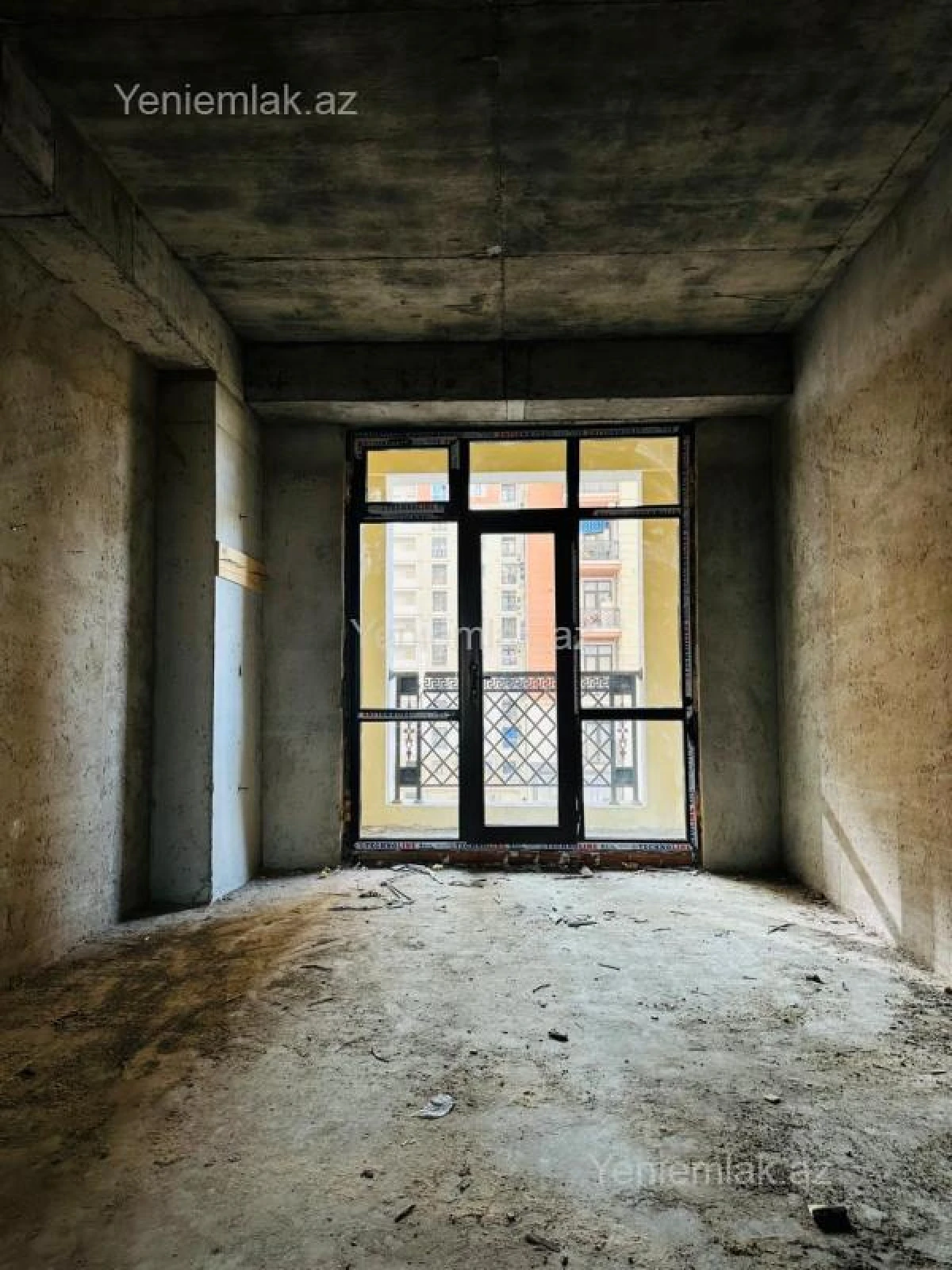 Satılır 3 otaqlı yeni tikili 173.7 m²