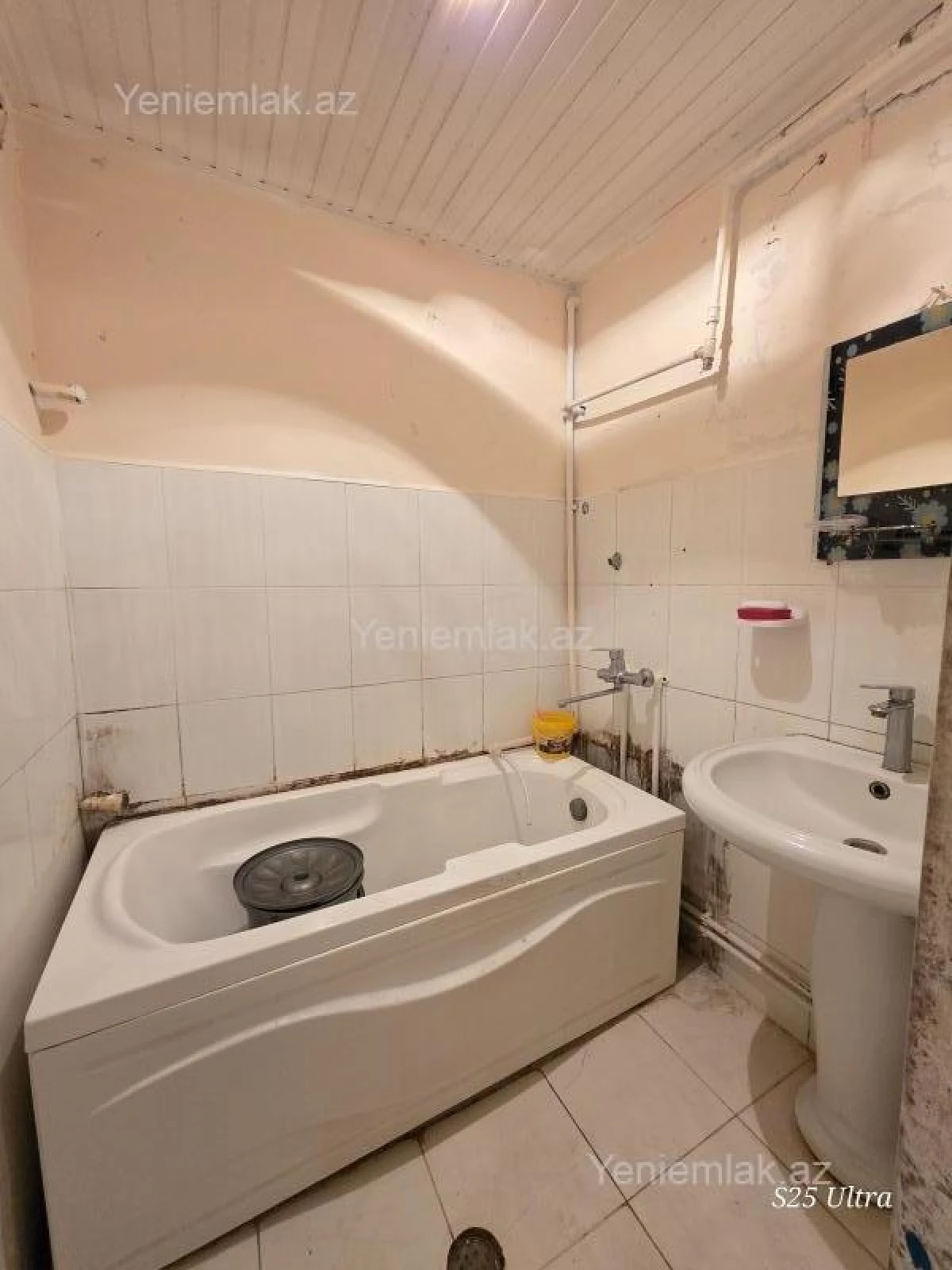 Satılır 2 otaqlı köhnə tikili 50 m²