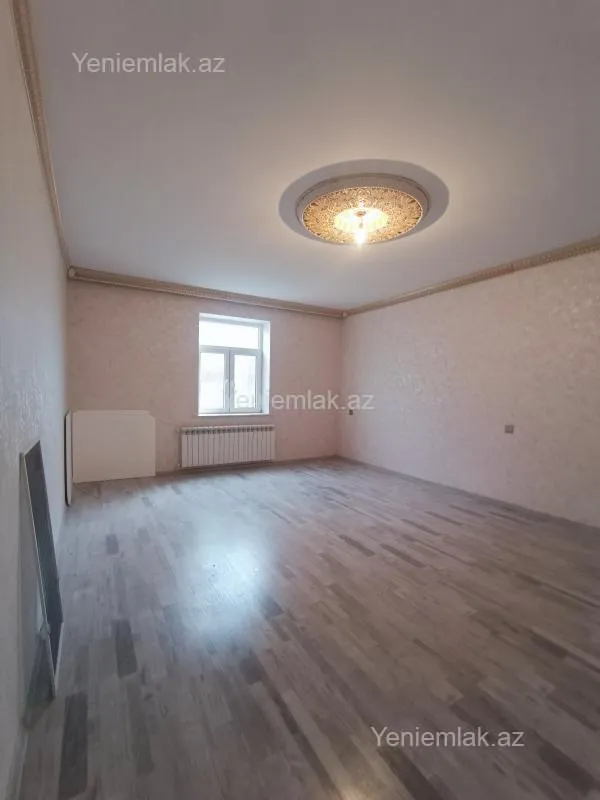 Satılır 4 otaqlı həyət evi 100 m²