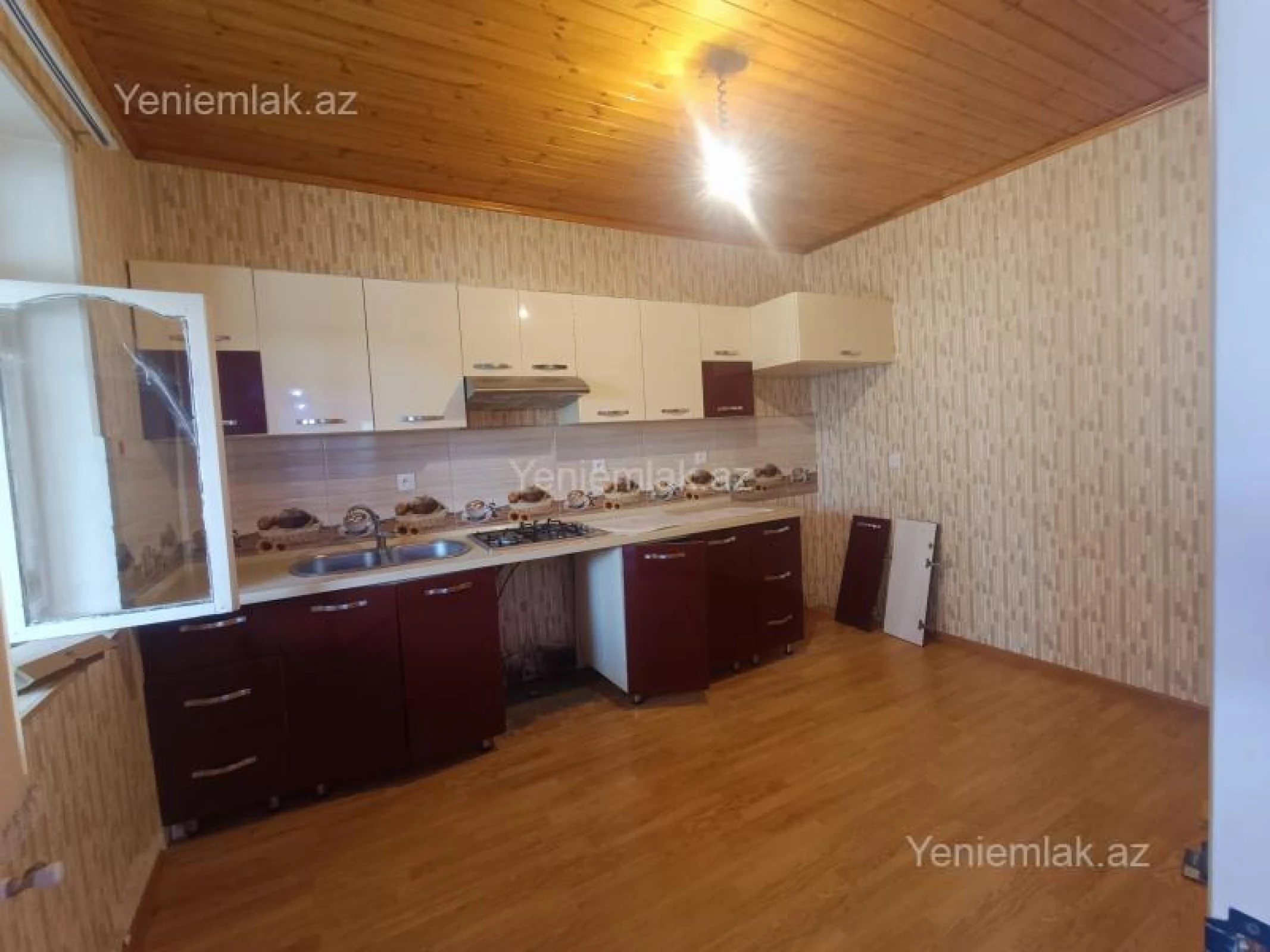 Satılır 4 otaqlı həyət evi 100 m²