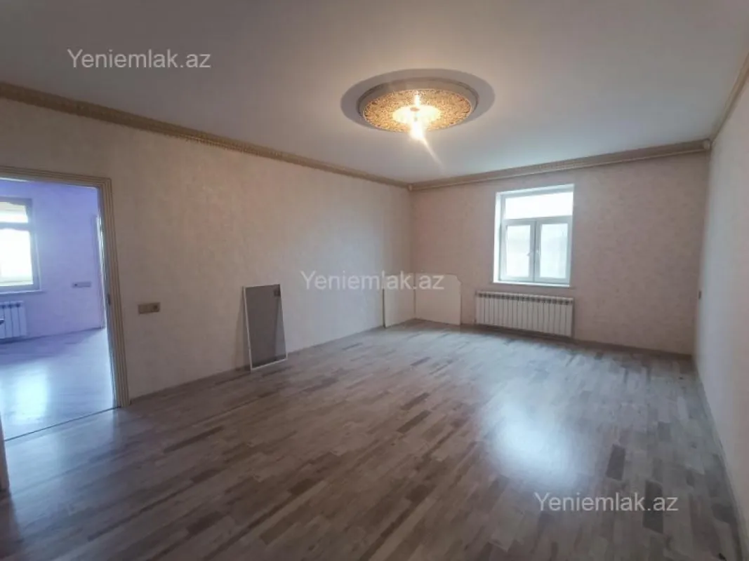 Satılır 4 otaqlı həyət evi 100 m²