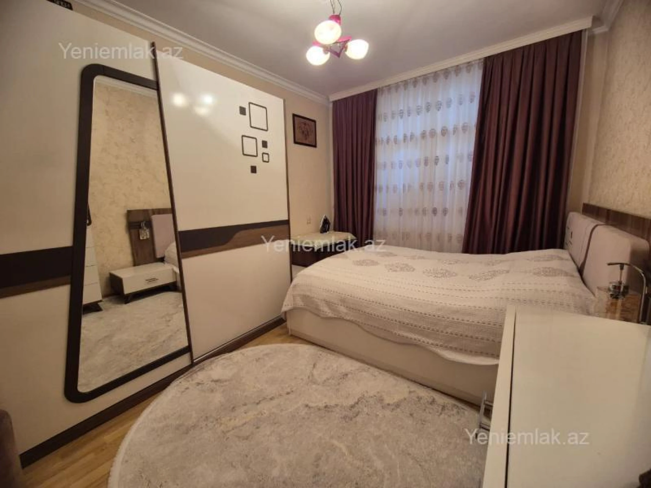 Kirayə verilir 2 otaqlı köhnə tikili 55 m²