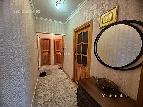 Kirayə verilir 2 otaqlı köhnə tikili 55 m²