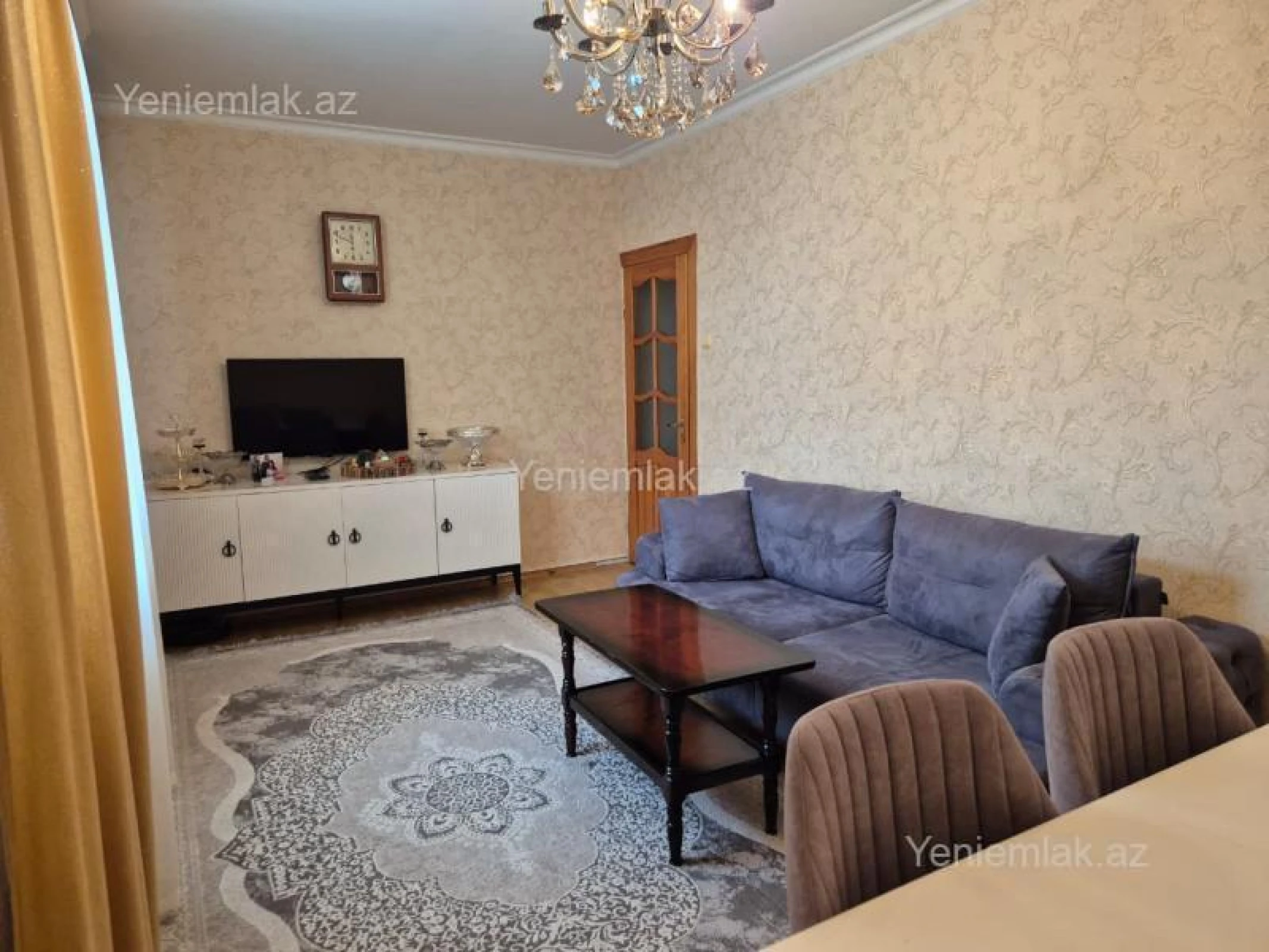 Kirayə verilir 2 otaqlı köhnə tikili 55 m²