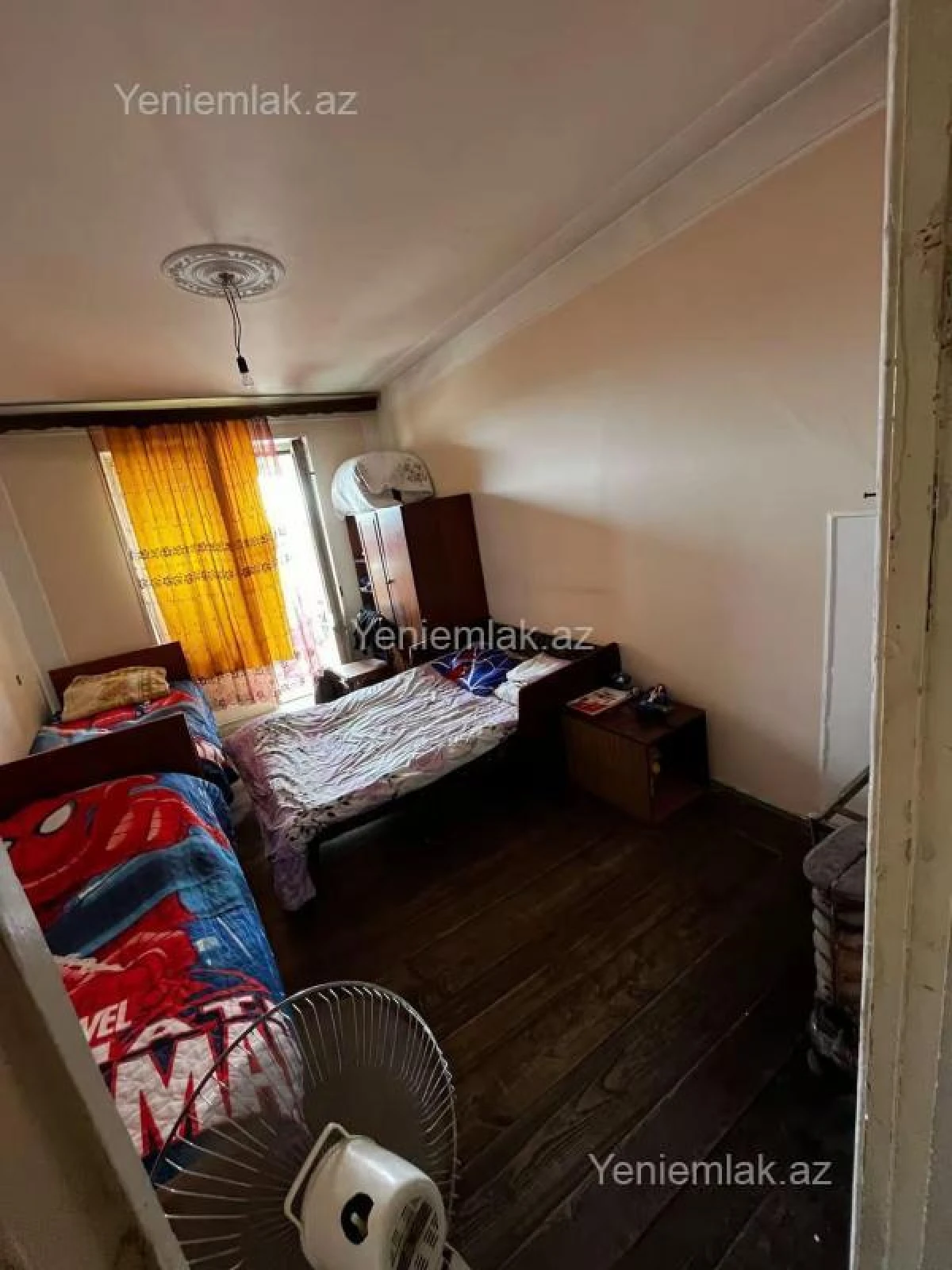 Satılır 3 otaqlı köhnə tikili 70 m²