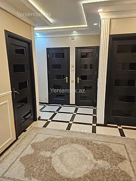 Satılır 3 otaqlı köhnə tikili 75 m²