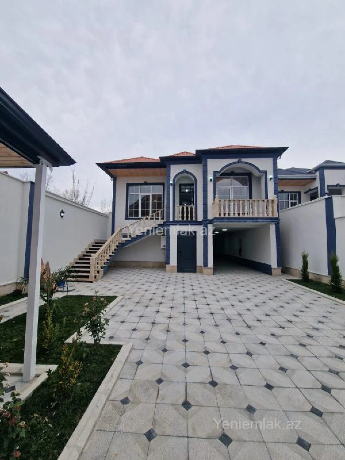 Satılır 5 otaqlı həyət evi 170 m²
