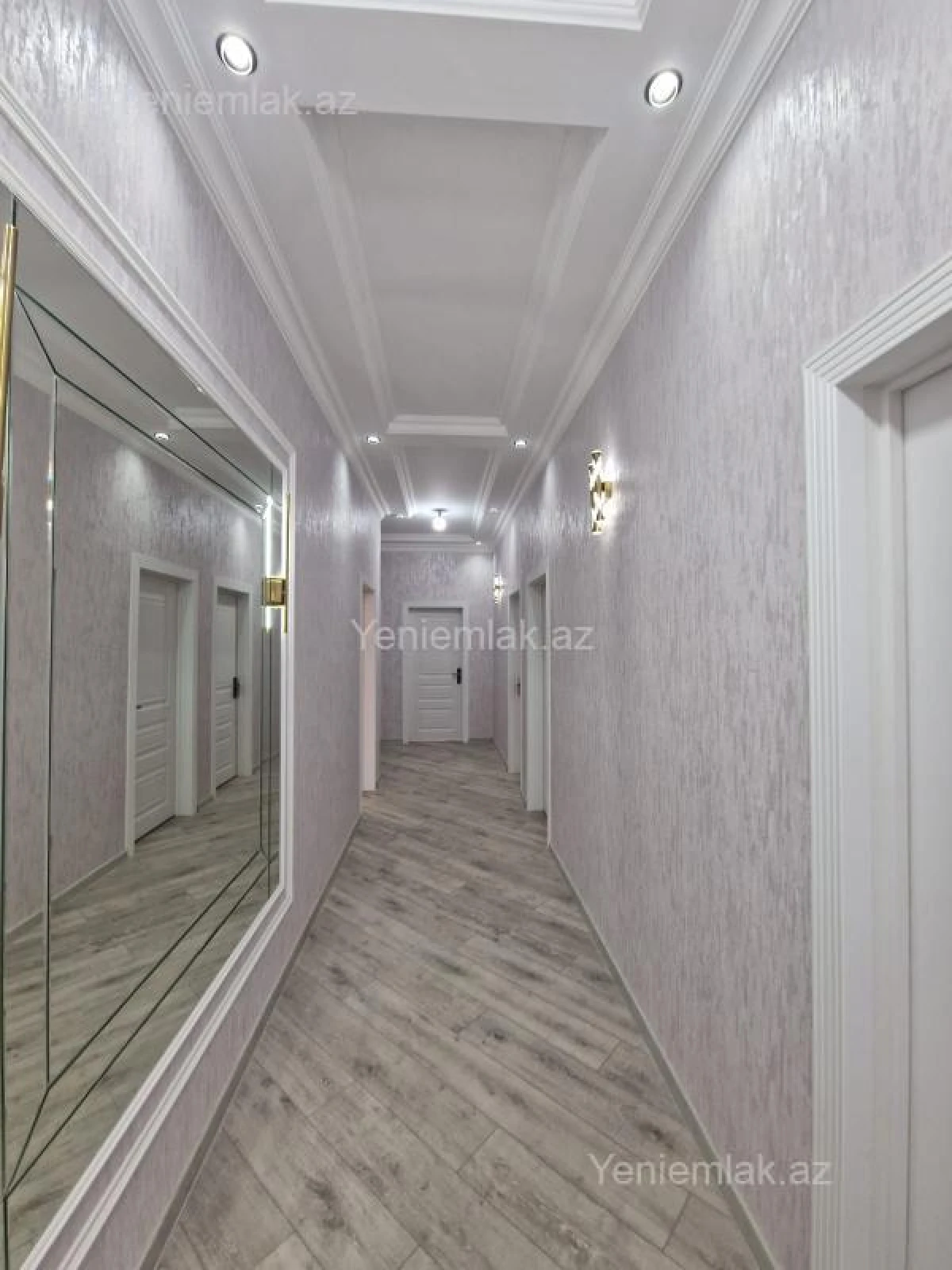 Satılır 5 otaqlı həyət evi 170 m²