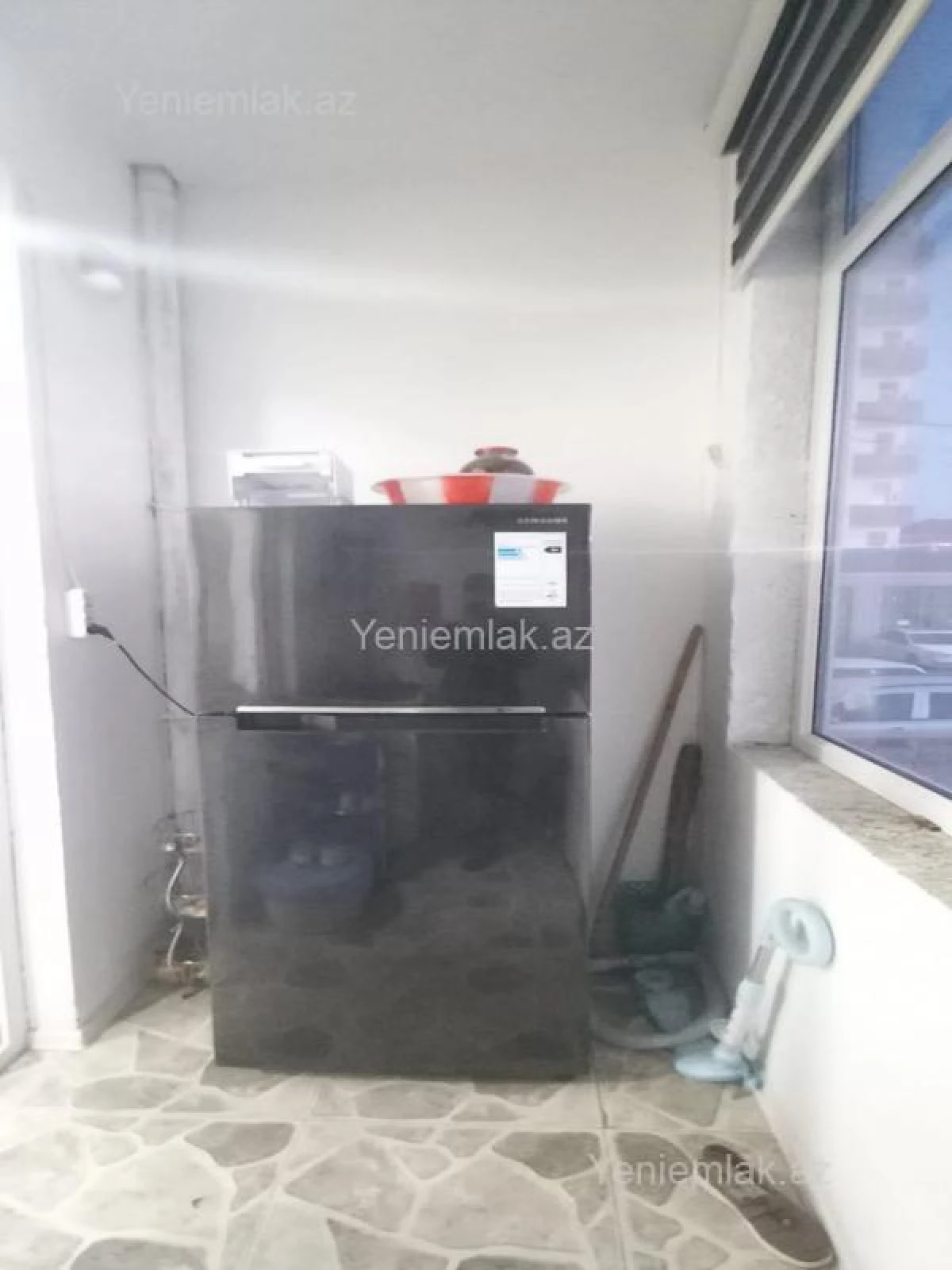 Satılır 3 otaqlı yeni tikili 60 m²