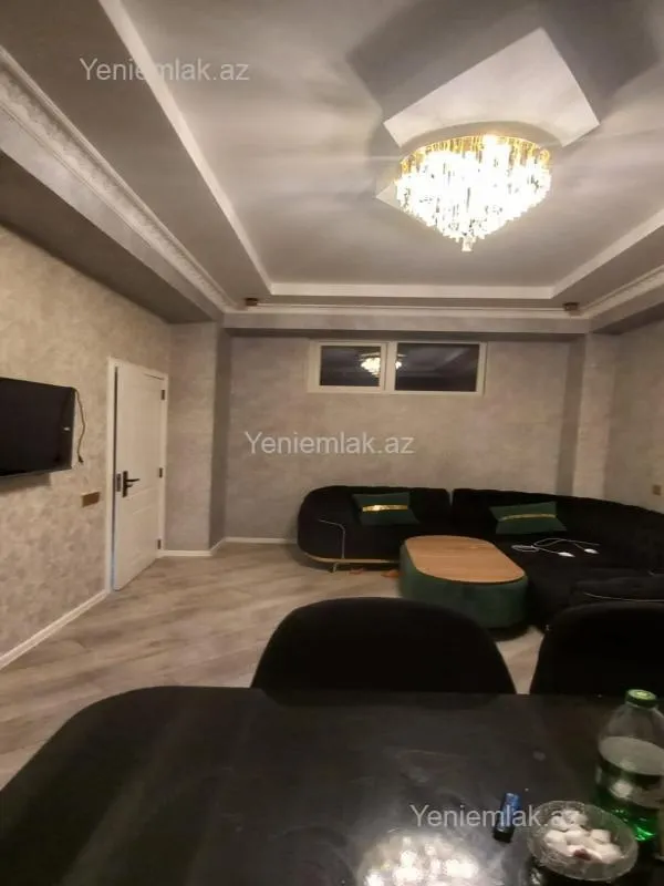 Satılır 3 otaqlı yeni tikili 60 m²