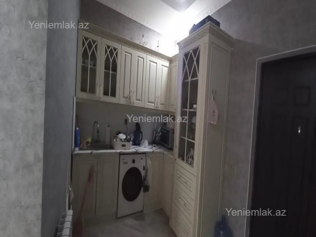 Satılır 3 otaqlı yeni tikili 60 m²