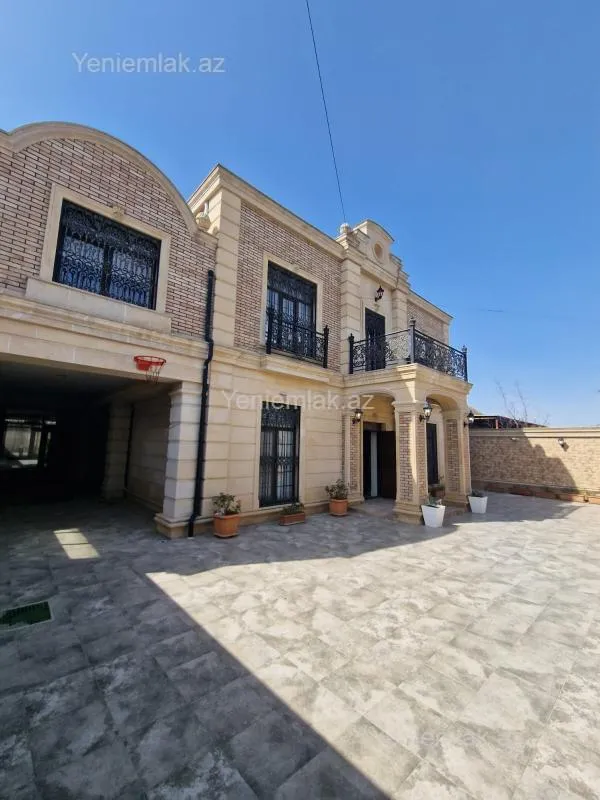 Satılır 6 otaqlı həyət evi 300 m²