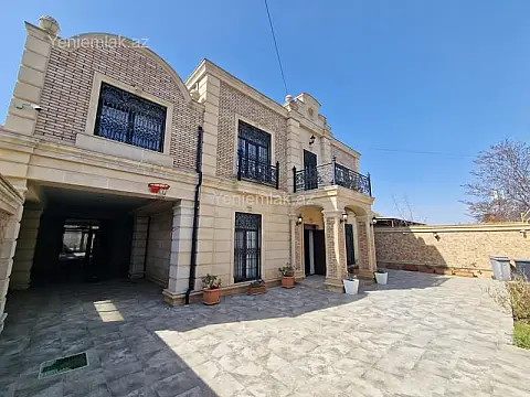 Satılır 6 otaqlı həyət evi 300 m²