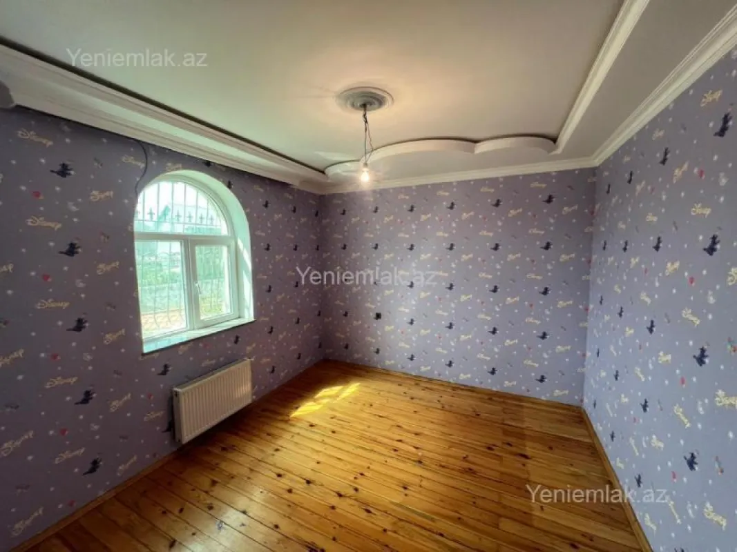 Satılır 4 otaqlı həyət evi 144 m²