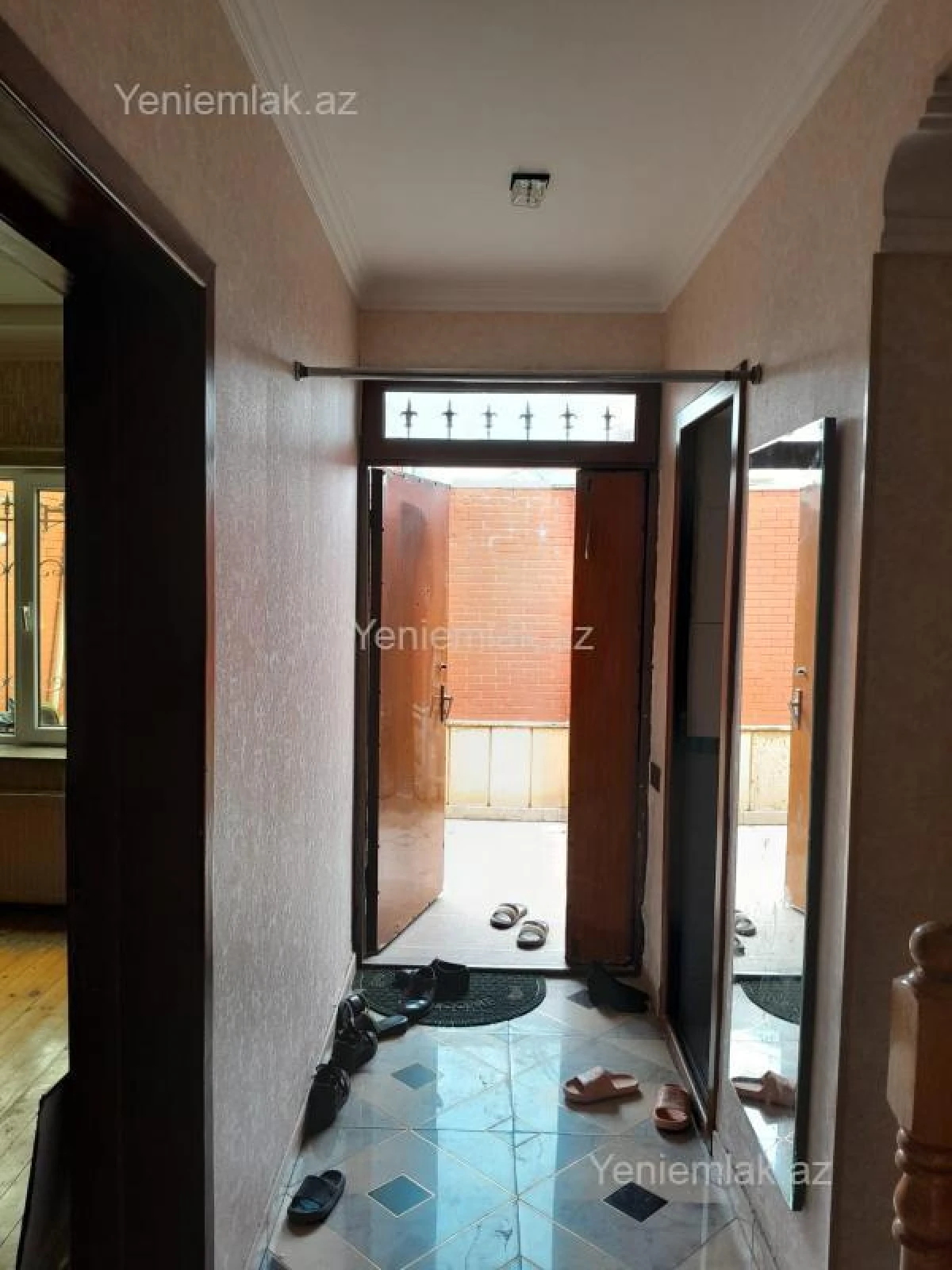 Satılır 4 otaqlı həyət evi 144 m²