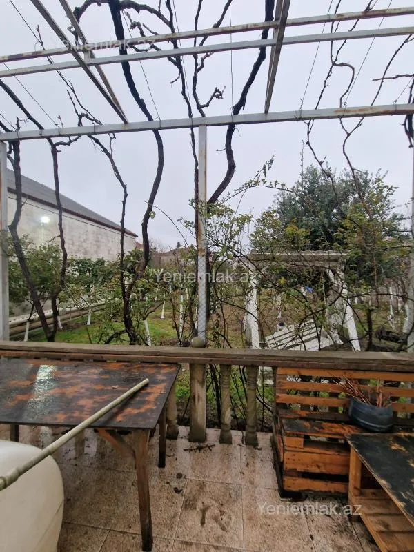 Satılır 2 otaqlı həyət evi 65 m²