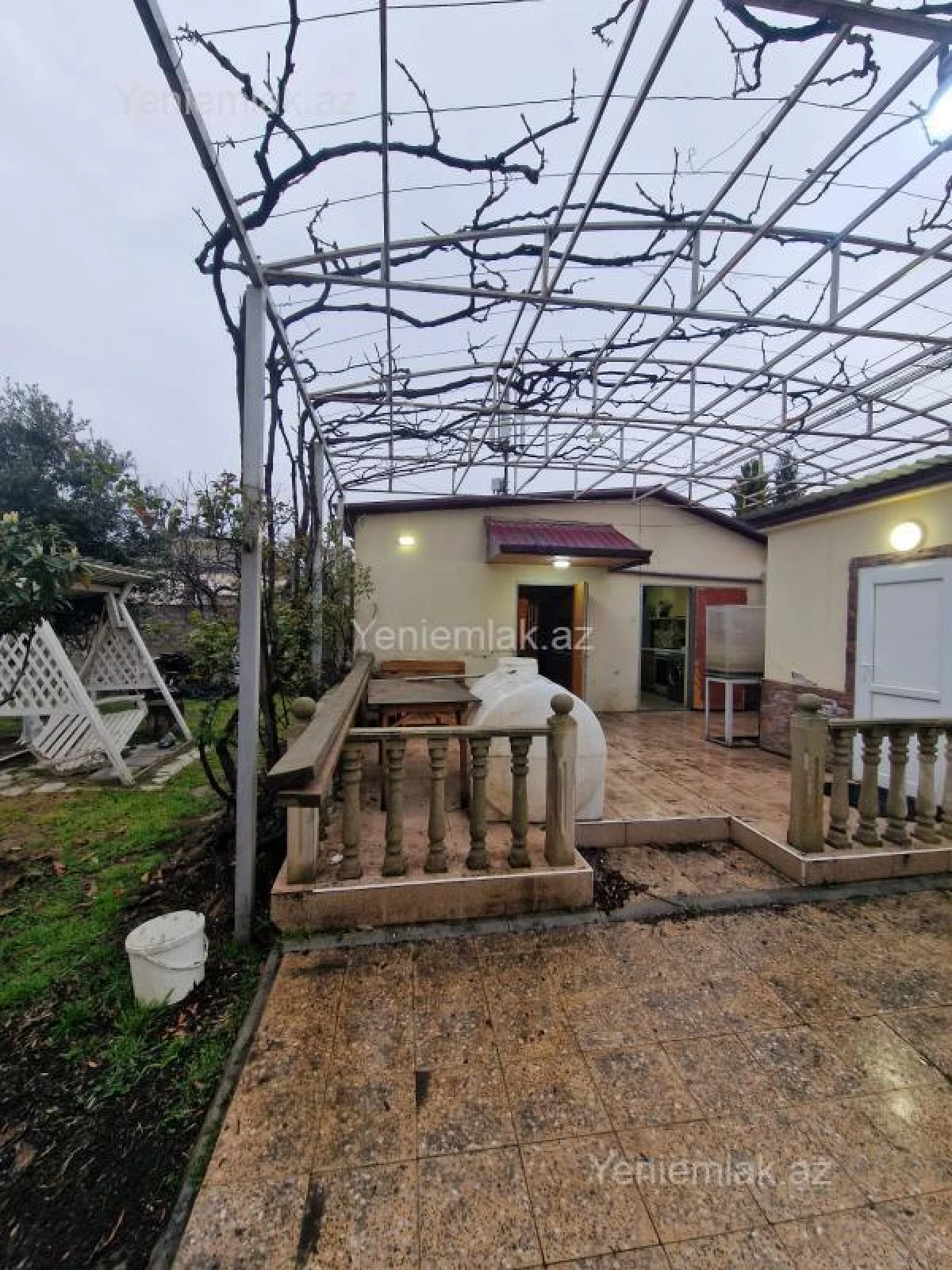 Satılır 2 otaqlı həyət evi 65 m²