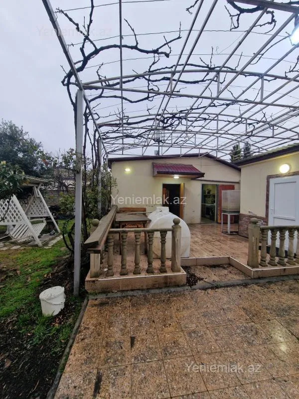 Satılır 2 otaqlı həyət evi 65 m²