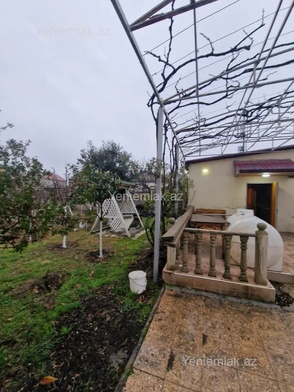 Satılır 2 otaqlı həyət evi 65 m²