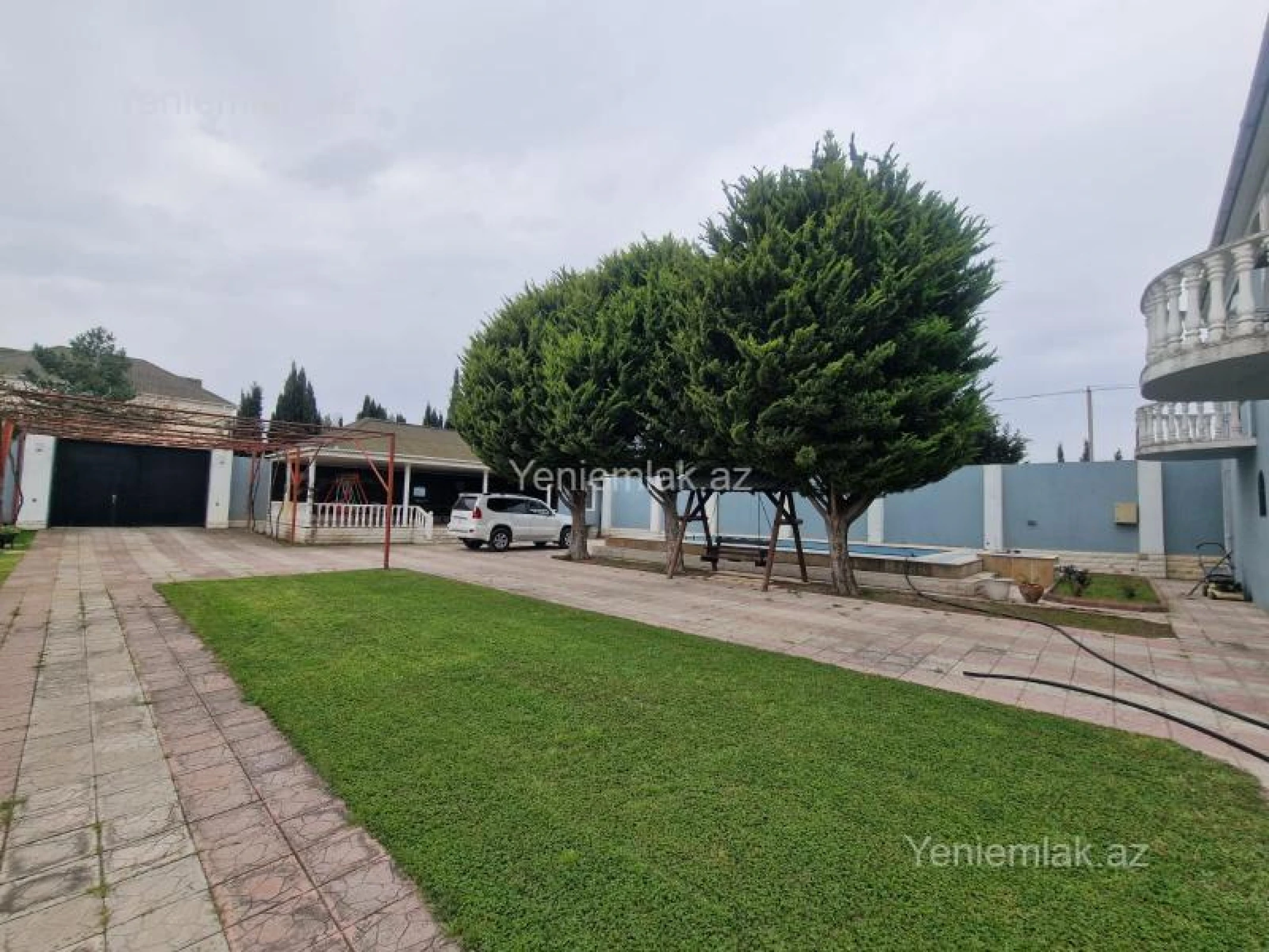 Satılır 6 otaqlı həyət evi 187 m²