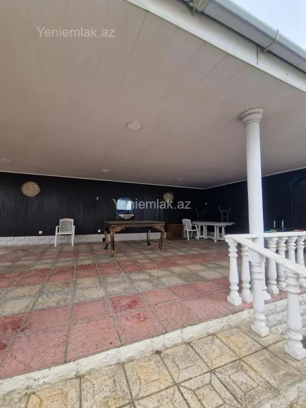 Satılır 6 otaqlı həyət evi 187 m²