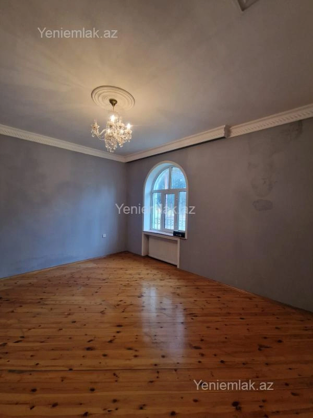 Satılır 6 otaqlı həyət evi 187 m²