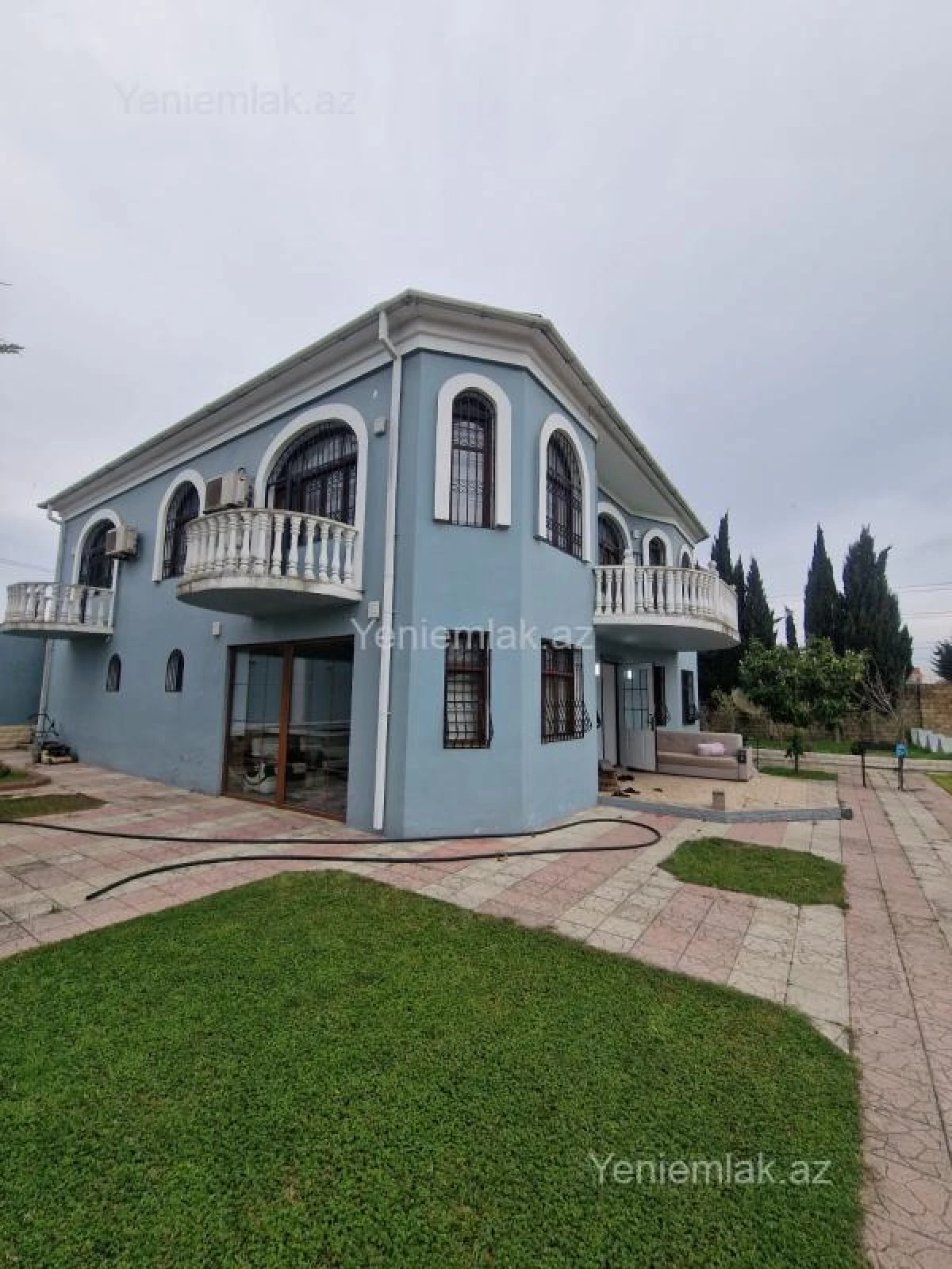 Satılır 6 otaqlı həyət evi 187 m²