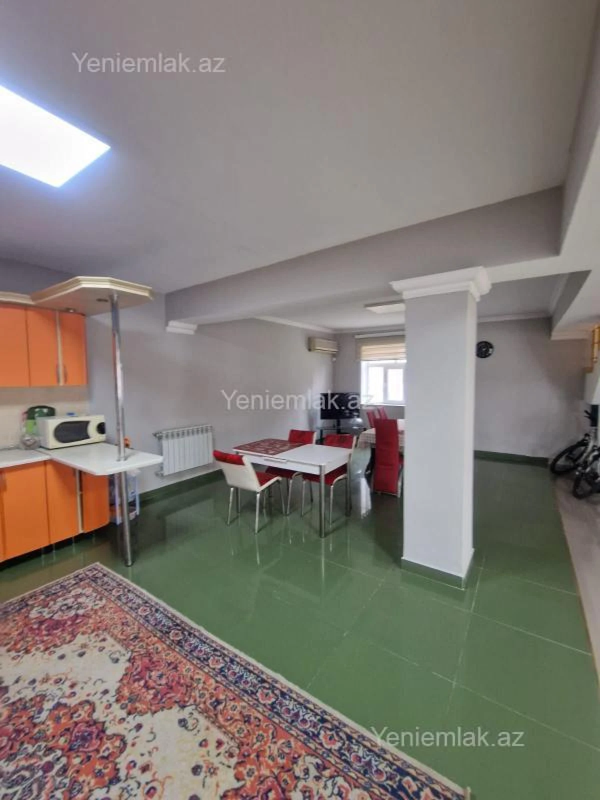 Satılır 6 otaqlı həyət evi 187 m²