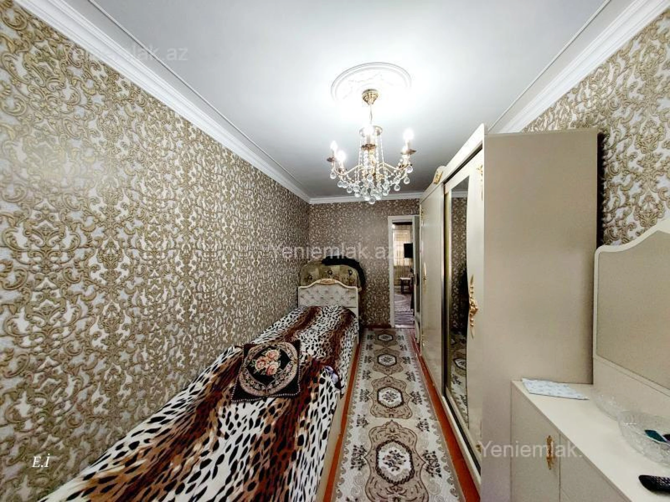 Satılır 2 otaqlı köhnə tikili 48 m²