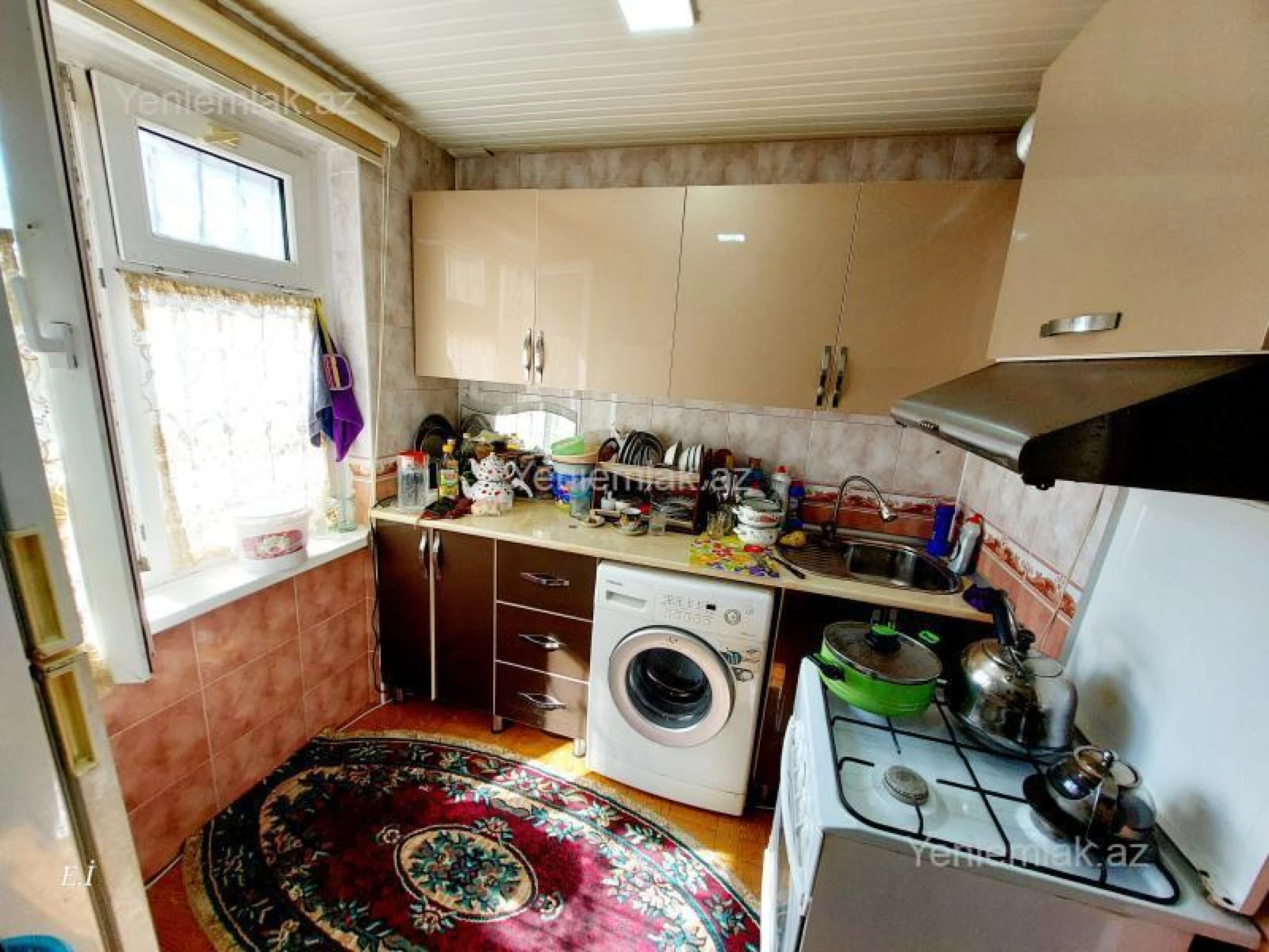 Satılır 2 otaqlı köhnə tikili 48 m²