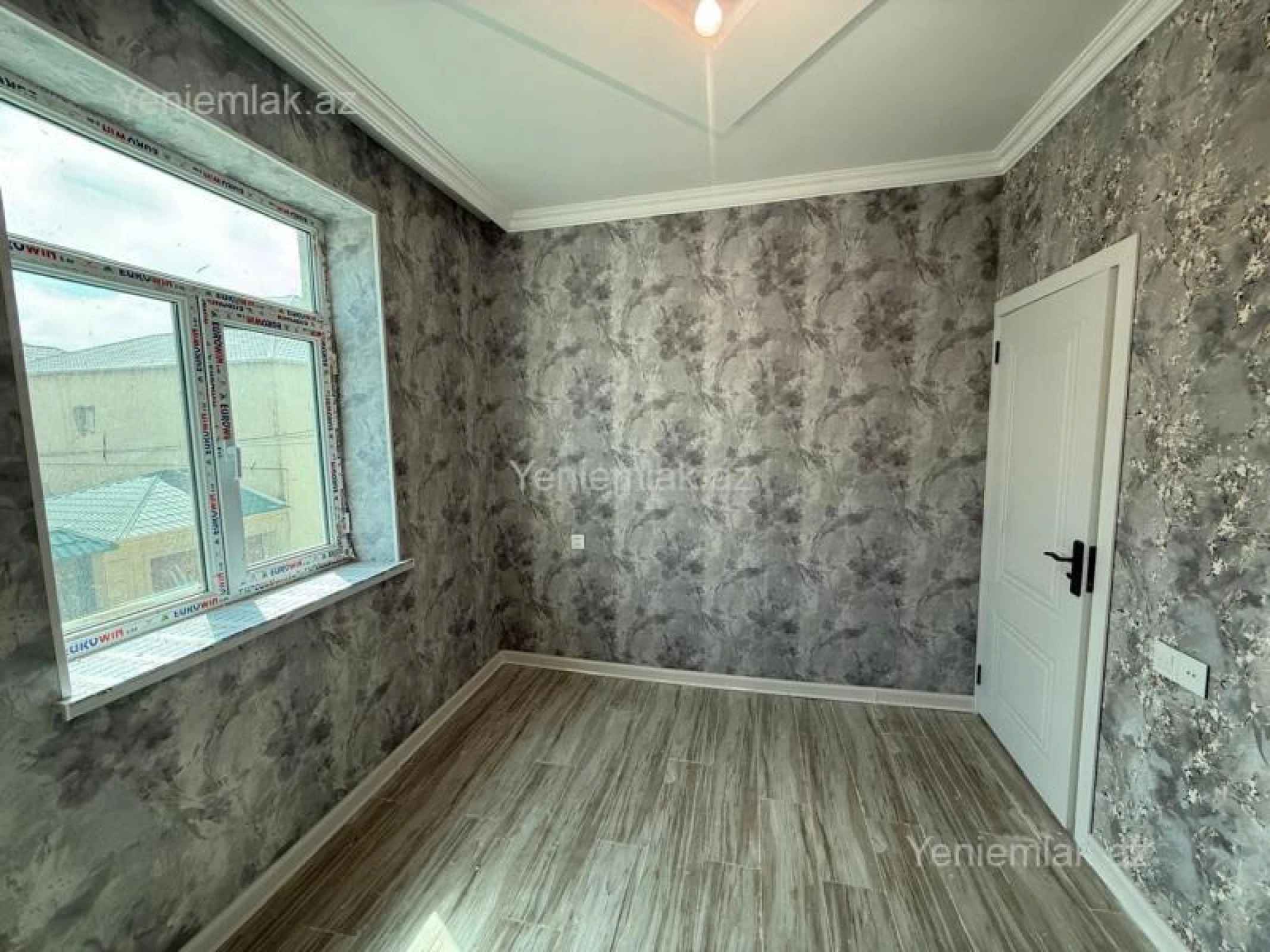 Satılır 3 otaqlı yeni tikili 65 m²