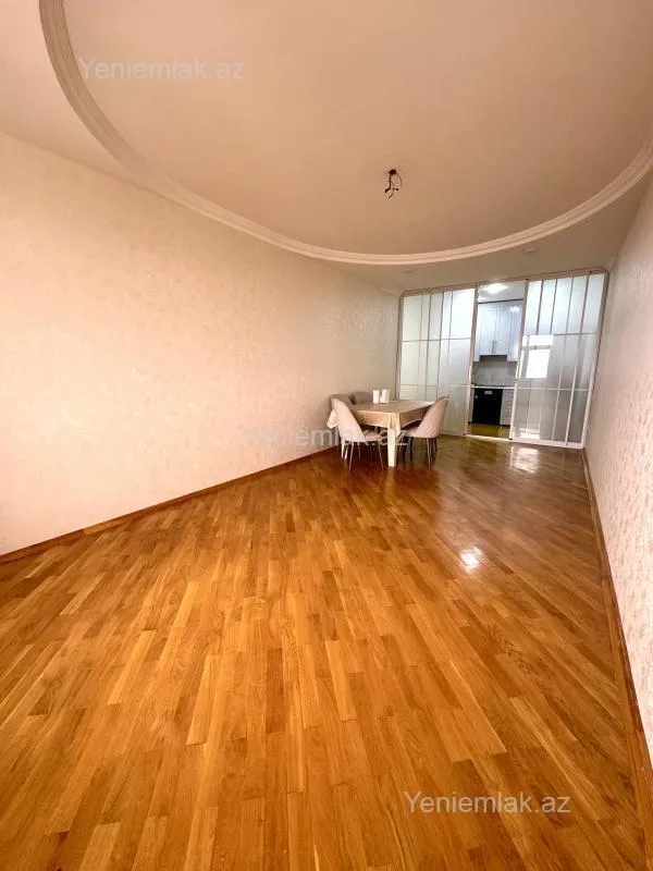 Satılır 3 otaqlı yeni tikili 110 m²