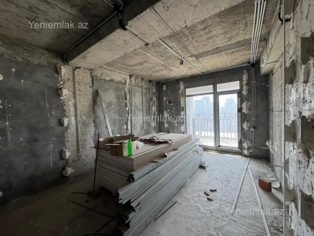 Satılır 3 otaqlı yeni tikili 155 m²