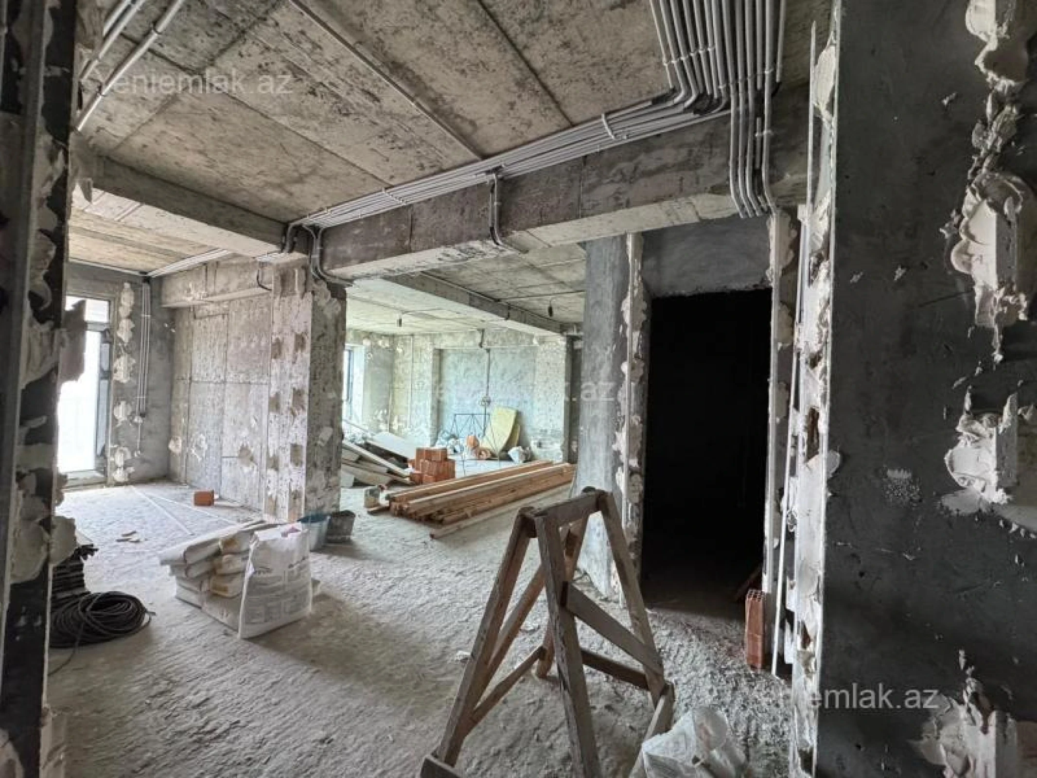 Satılır 3 otaqlı yeni tikili 155 m²