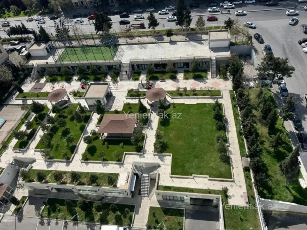 Satılır 3 otaqlı yeni tikili 155 m²