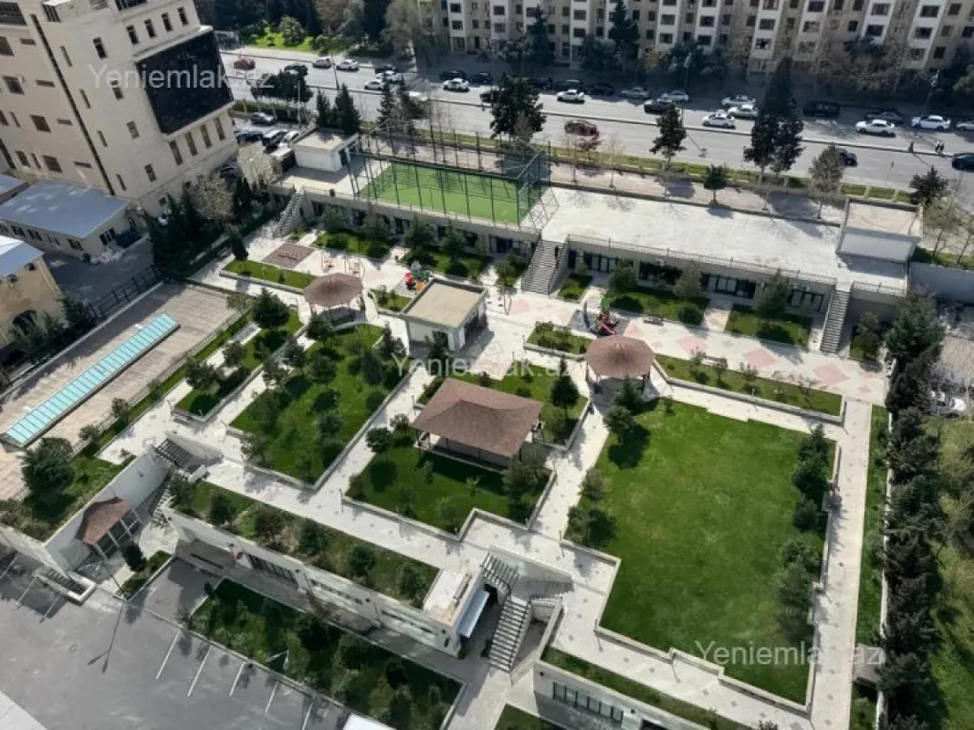 Satılır 3 otaqlı yeni tikili 155 m²