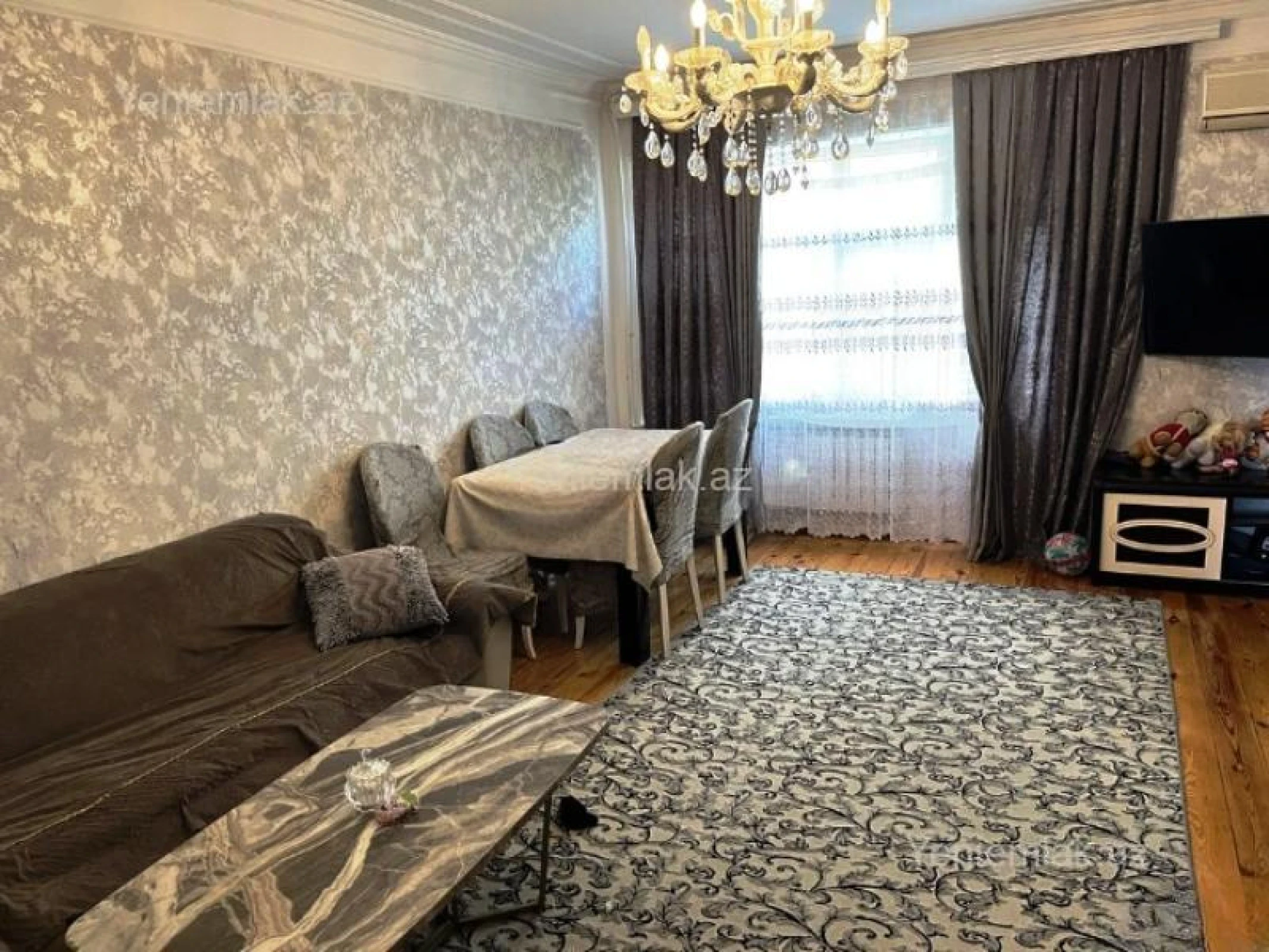Satılır 3 otaqlı köhnə tikili 75 m²