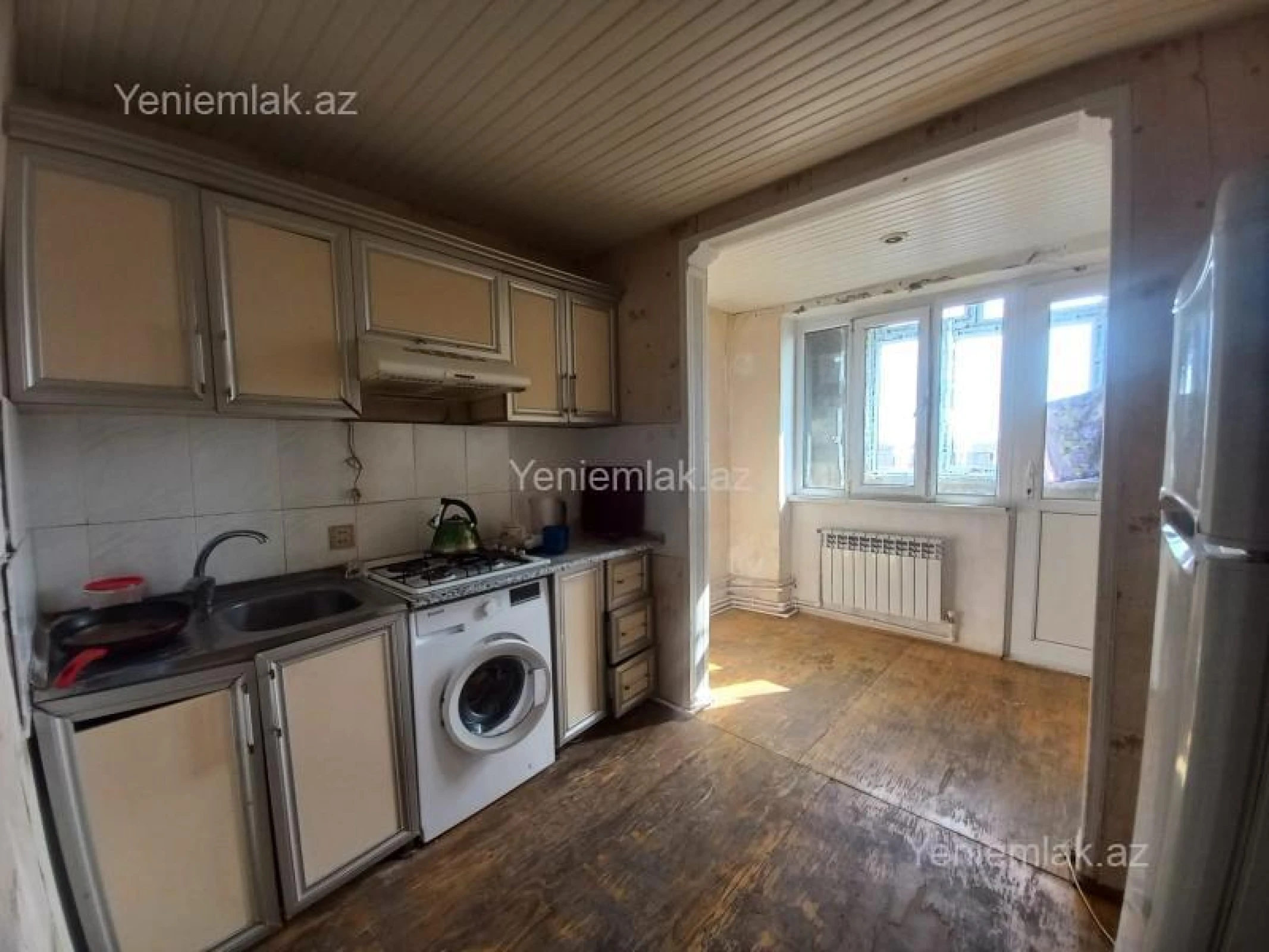 Satılır 2 otaqlı köhnə tikili 55 m²