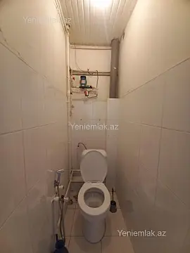 Satılır 2 otaqlı köhnə tikili 55 m²