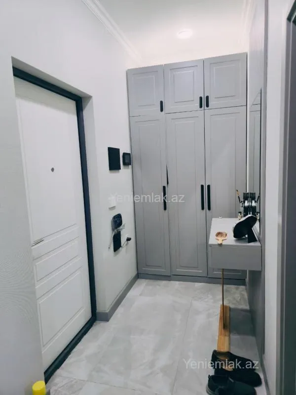 Satılır 2 otaqlı yeni tikili 68 m²