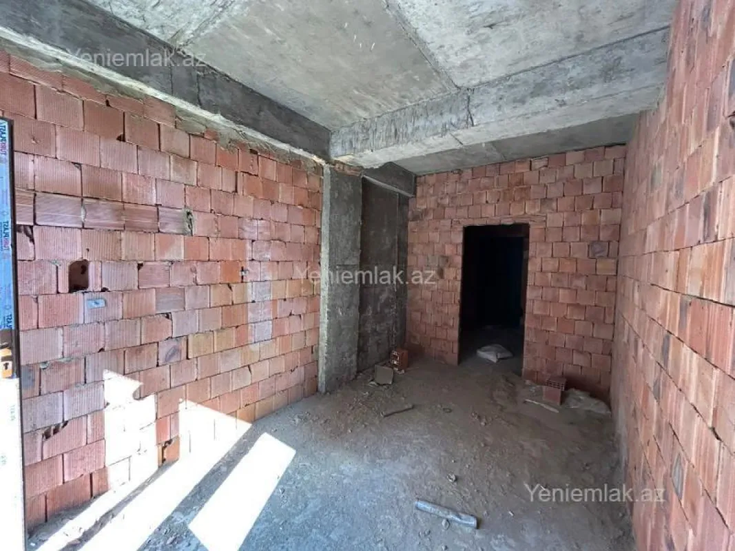 Satılır 2 otaqlı yeni tikili 61 m²