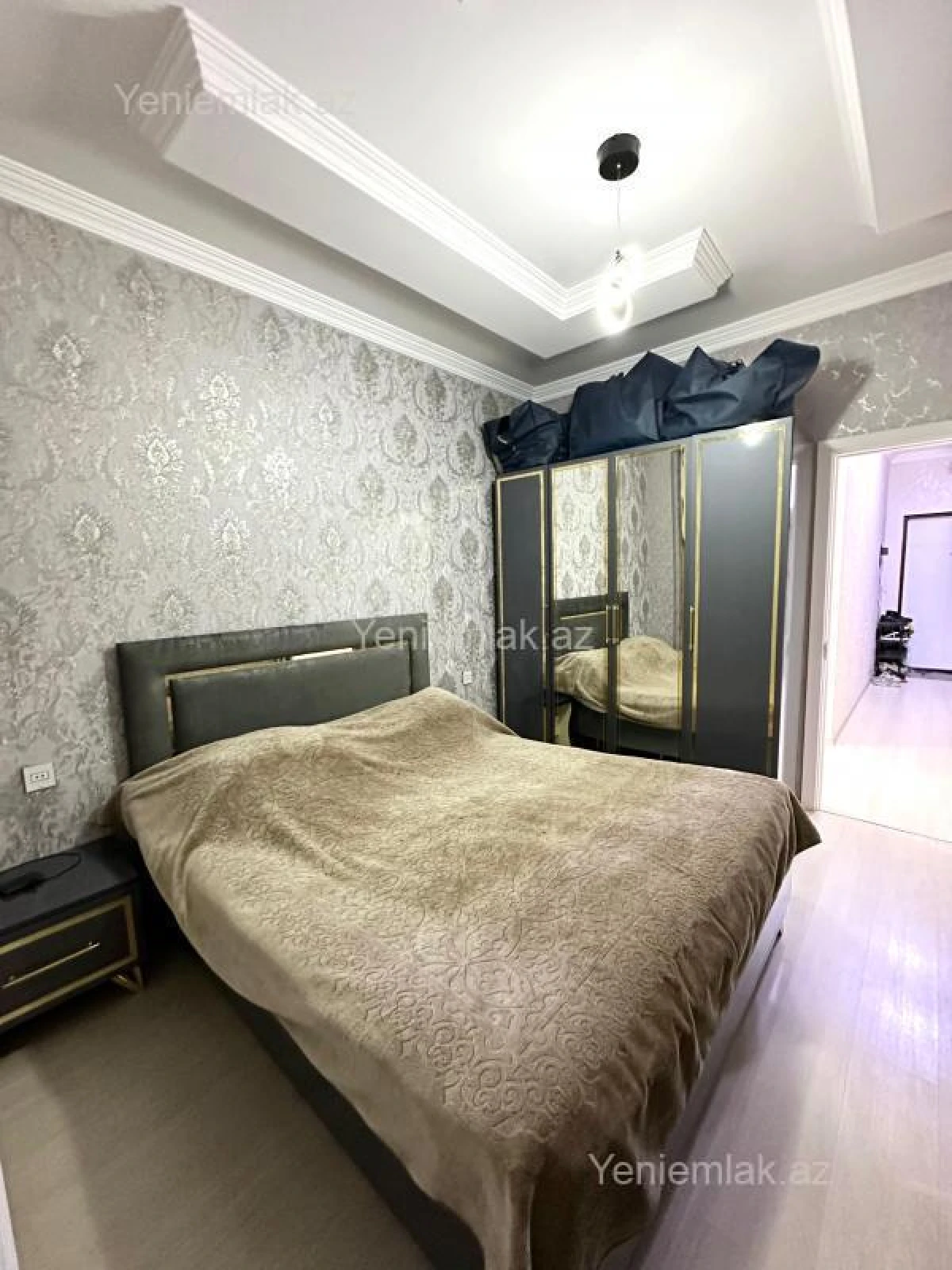 Satılır 3 otaqlı yeni tikili 100 m²