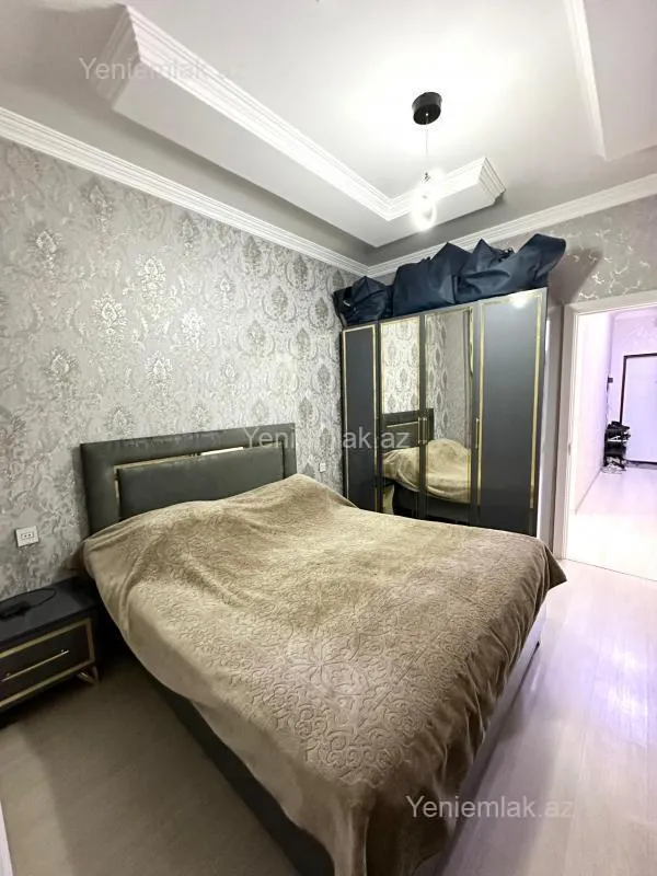 Satılır 3 otaqlı yeni tikili 100 m²