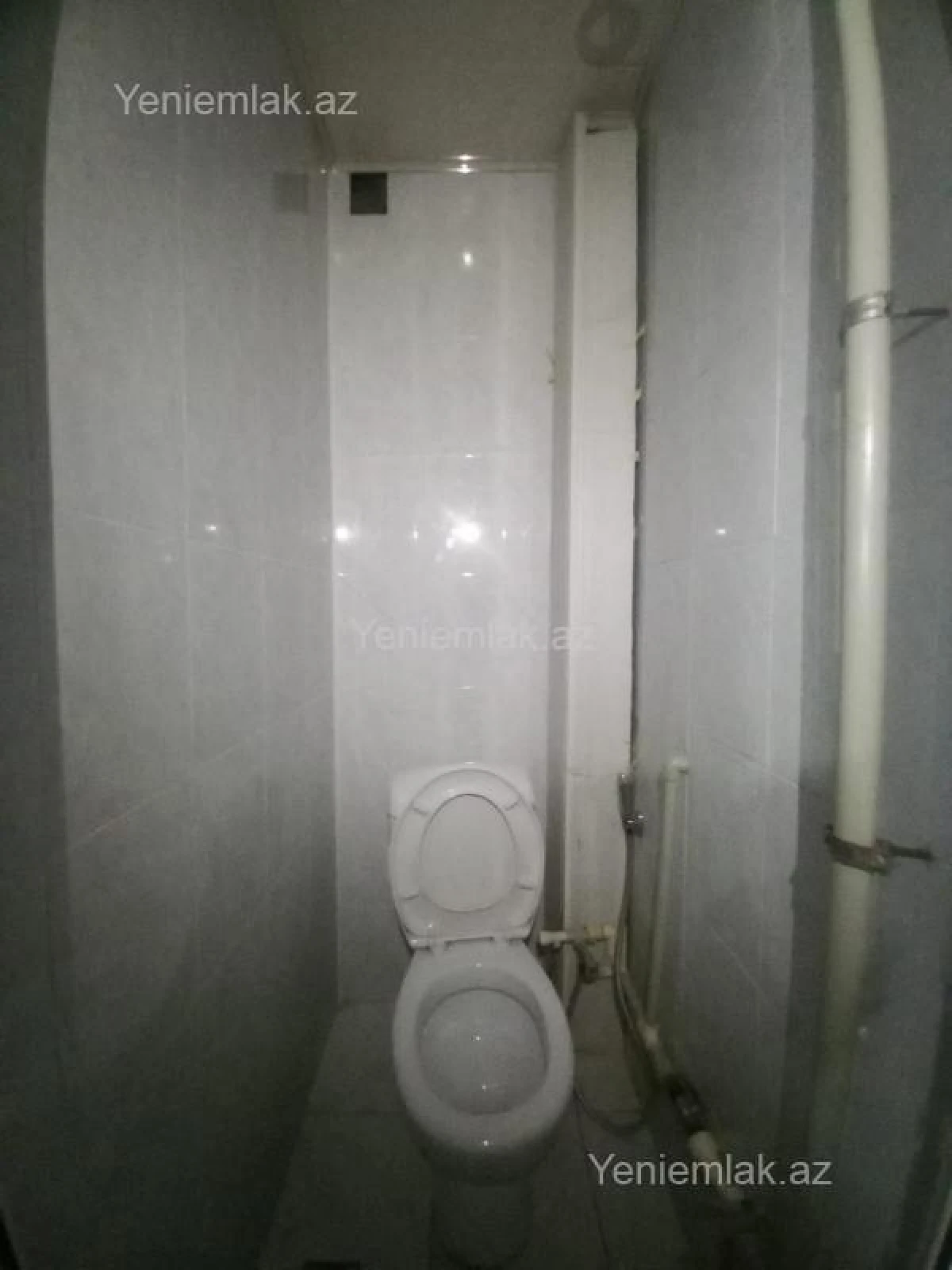 Satılır 2 otaqlı köhnə tikili 55 m²