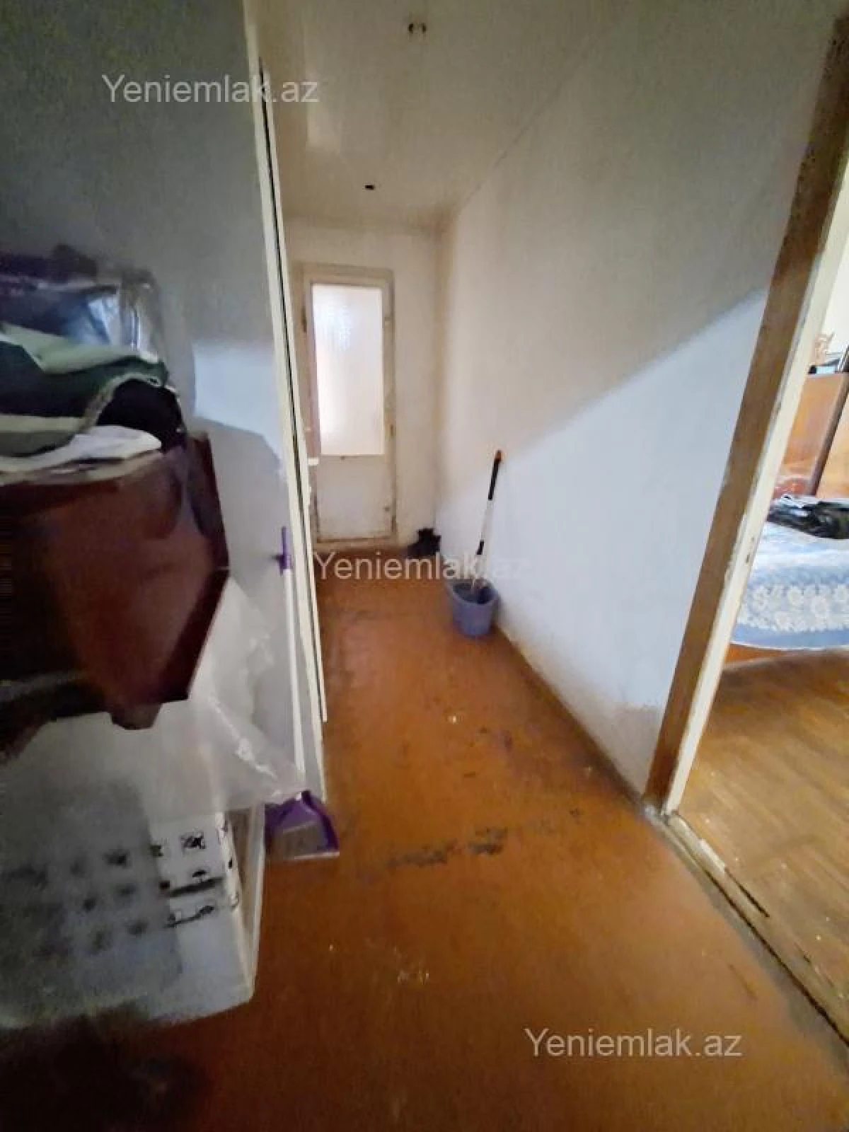 Satılır 2 otaqlı köhnə tikili 60 m²